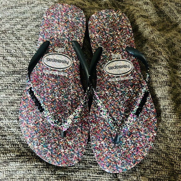 Brand new womens size 7/8 Sparkly Havaianas Flip flops - Picture 1 of 3
